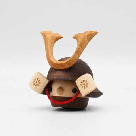 どんぐり兜・鍬形